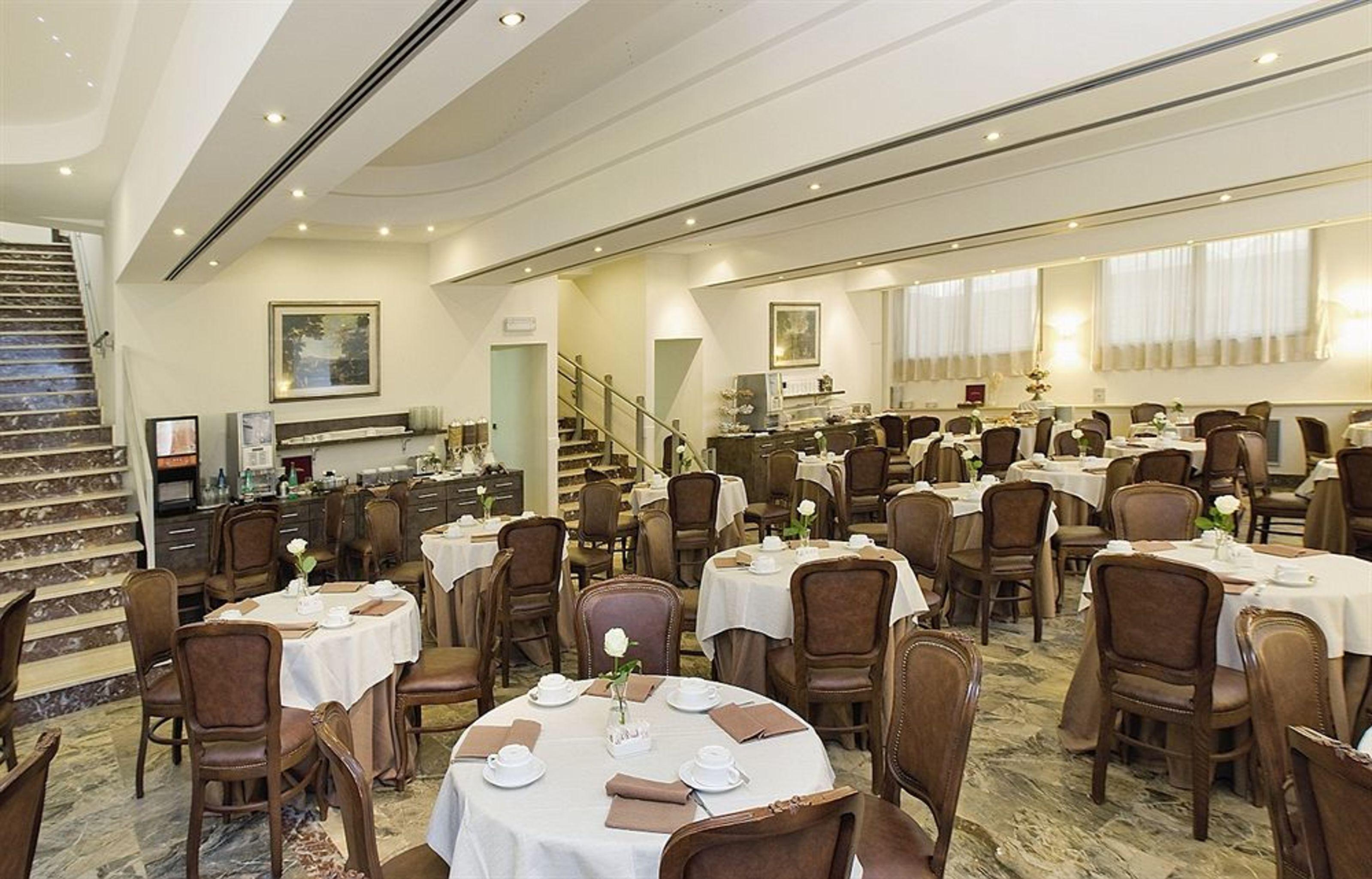 Pinewood Hotel Рим Екстериор снимка