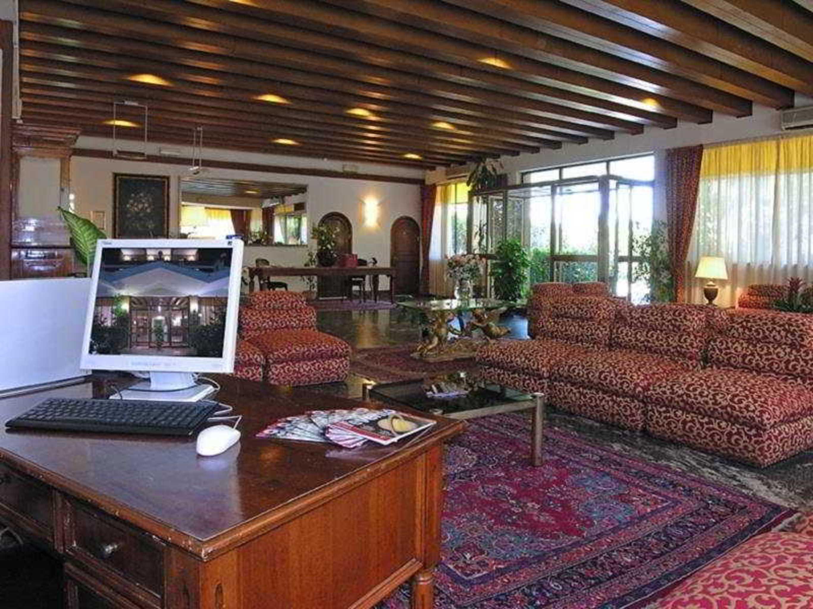 Pinewood Hotel Рим Интериор снимка