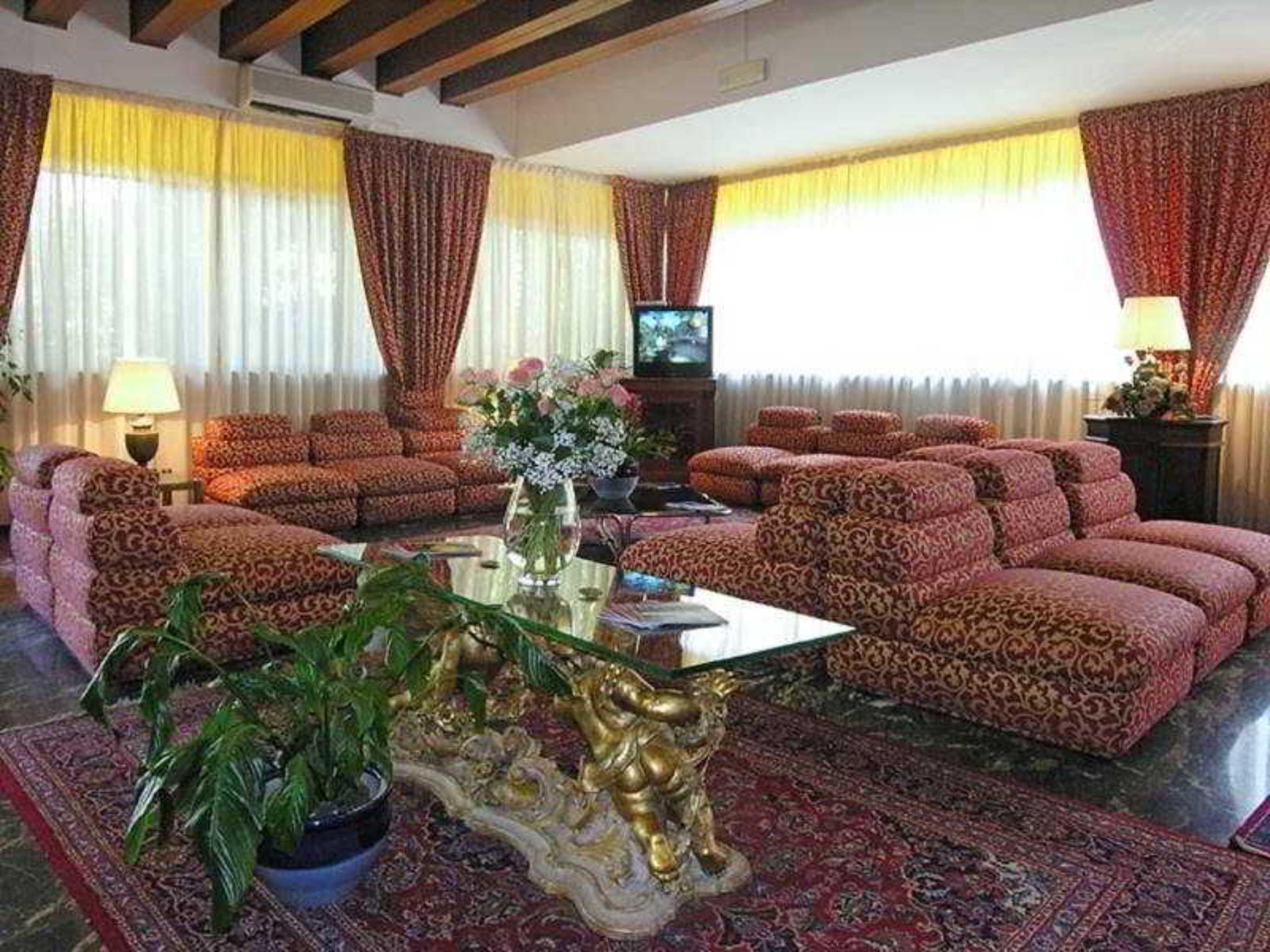 Pinewood Hotel Рим Интериор снимка