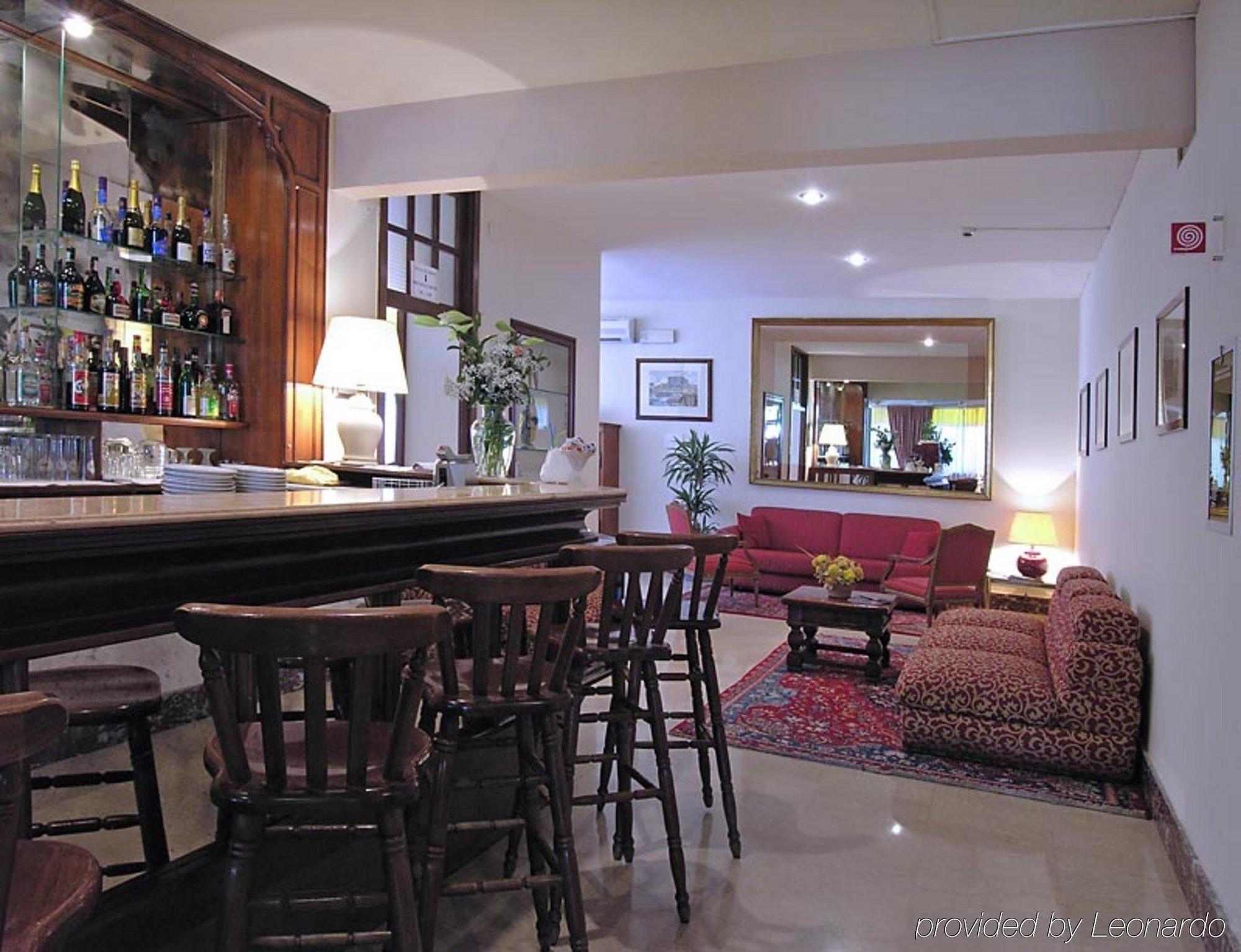 Pinewood Hotel Рим Ресторант снимка